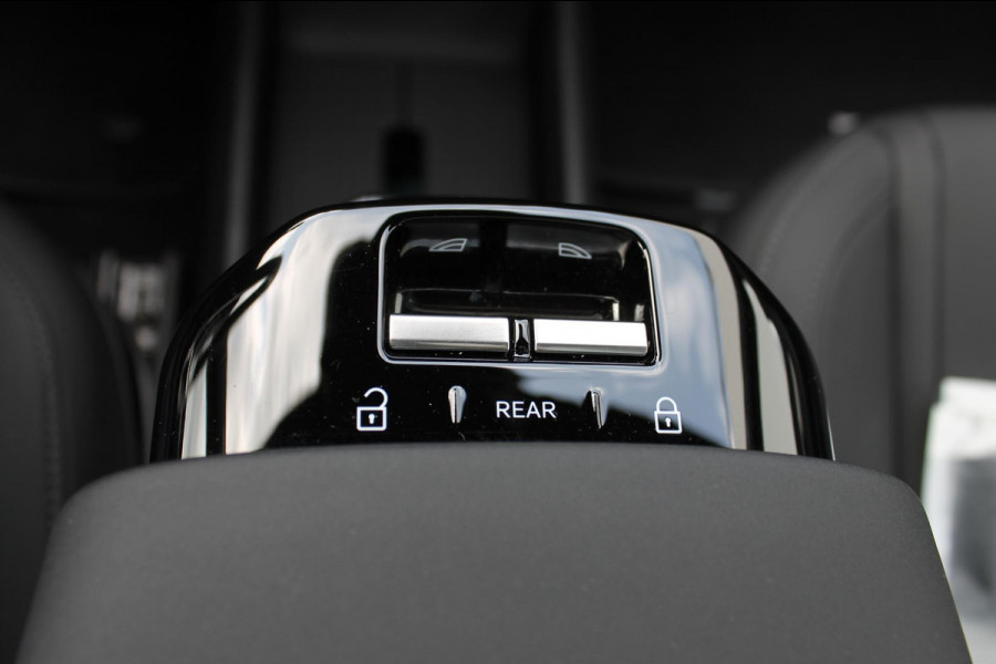 Volvo EX30 428PK Automaat Twin Performance Ultra 360 graden camera / panorama dak / elektrisch verstelbare bestuurdersstoel / 19" lichtmetalen velgen