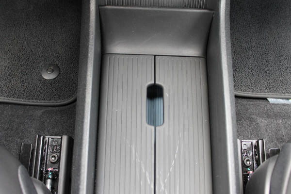 Volvo EX30 428PK Automaat Twin Performance Ultra 360 graden camera / panorama dak / elektrisch verstelbare bestuurdersstoel / 19" lichtmetalen velgen