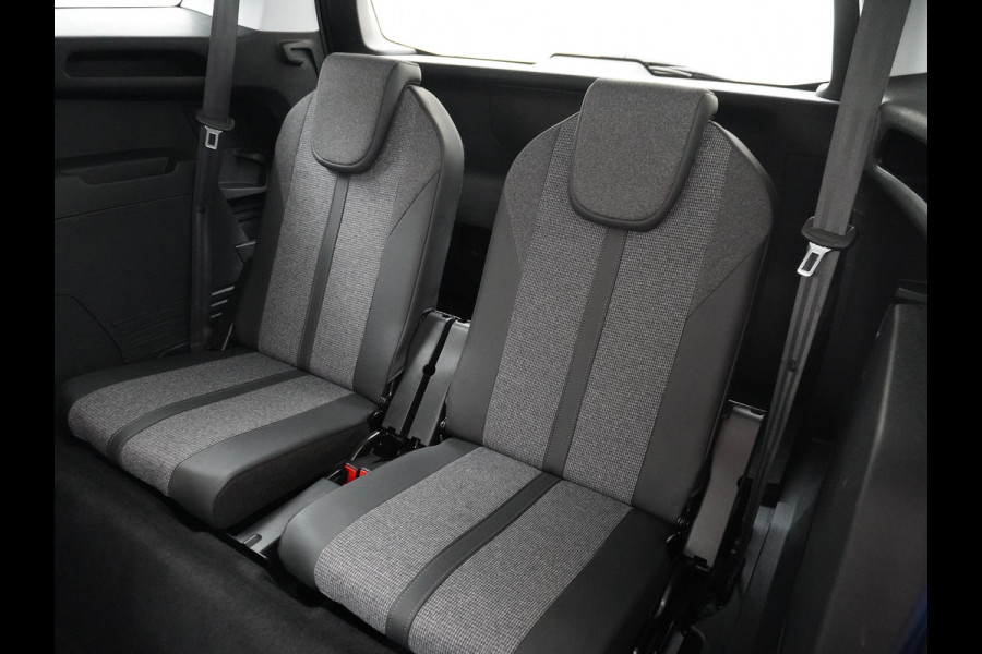 Peugeot 5008 T131PK AUT-8 7-Pers. Elektr.St. Apple Android Carplay Navi 360-Camera Trekhaak DAB+ MirrorScreen Park-Assist 19"LM Connected-Ser Virtual Cockpit (Digidash) Pack City 1+2 Privacy Glas Origineel Nederlandse auto, Dealeronderhouden € 42.000 nieuw EURO 6