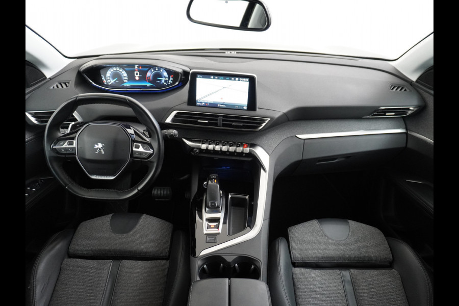 Peugeot 5008 T131PK AUT-8 7-Pers. Elektr.St. Apple Android Carplay Navi 360-Camera Trekhaak DAB+ MirrorScreen Park-Assist 19"LM Connected-Ser Virtual Cockpit (Digidash) Pack City 1+2 Privacy Glas Origineel Nederlandse auto, Dealeronderhouden € 42.000 nieuw EURO 6