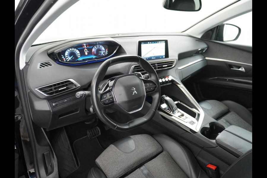 Peugeot 5008 T131PK AUT-8 7-Pers. Elektr.St. Apple Android Carplay Navi 360-Camera Trekhaak DAB+ MirrorScreen Park-Assist 19"LM Connected-Ser Virtual Cockpit (Digidash) Pack City 1+2 Privacy Glas Origineel Nederlandse auto, Dealeronderhouden € 42.000 nieuw EURO 6
