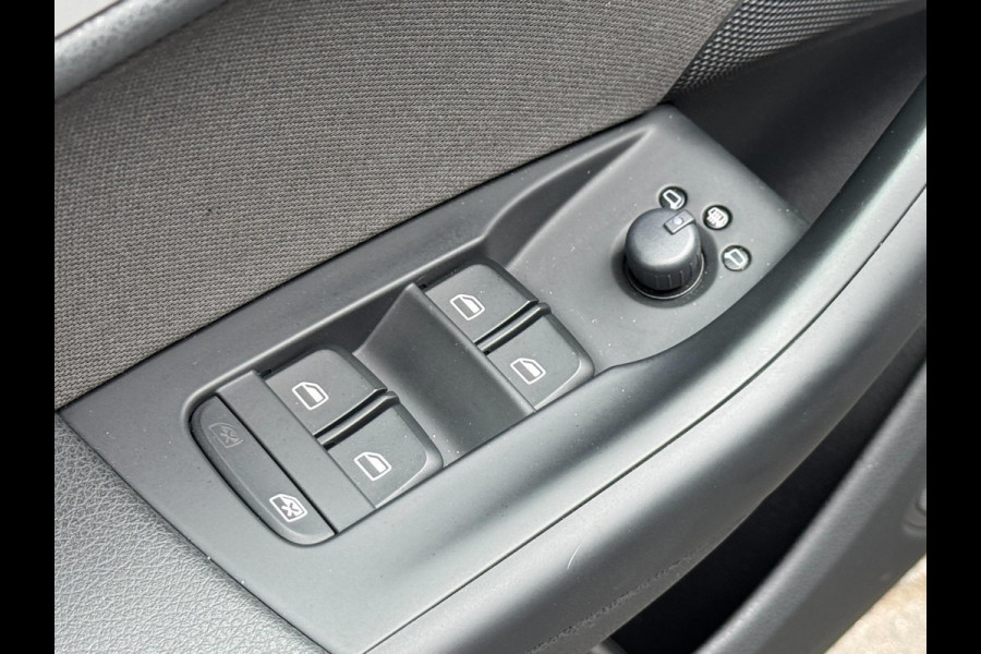 Audi Q3 1.4 TFSI S-Tronic S-Line LED Navi Keyless PDC Cruise