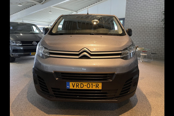Citroën Jumpy 1.5 BlueHDI 120pk M Club L2H1 / vaste prijs rijklaar € 16.950 ex btw / lease vanaf € 285 / airco / cruise control / bijrijdersbank / grijs metallic / navigatie / euro 6 / bpm vrij
