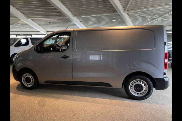 Citroën Jumpy 1.5 BlueHDI 120pk M Club L2H1 / vaste prijs rijklaar € 16.950 ex btw / lease vanaf € 285 / airco / cruise control / bijrijdersbank / grijs metallic / navigatie / euro 6 / bpm vrij