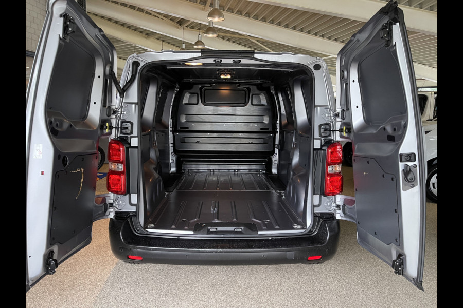 Citroën Jumpy 1.5 BlueHDI 120pk M Club L2H1 / vaste prijs rijklaar € 16.950 ex btw / lease vanaf € 285 / airco / cruise control / bijrijdersbank / grijs metallic / navigatie / euro 6 / bpm vrij