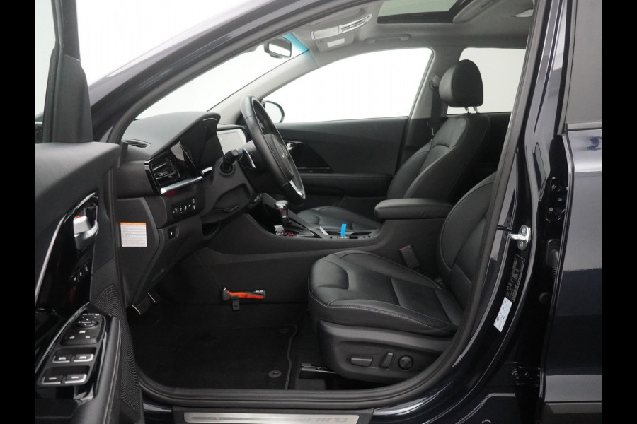 Kia Niro 1.6 GDi Hybrid ExecutiveLine - Navigatie - Adaptief Cruise Control - Leder - Stoel Verwarming/Verkoeling - Climate Control - fabrieksgarantie Tot 2029