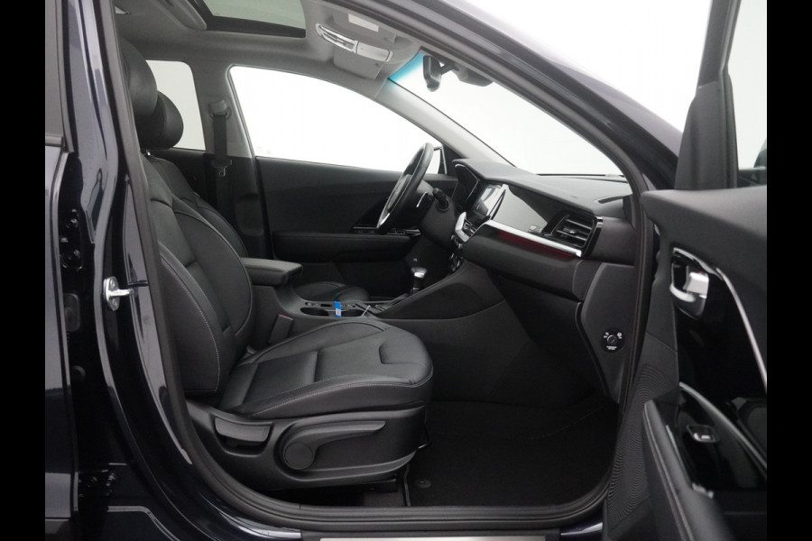 Kia Niro 1.6 GDi Hybrid ExecutiveLine - Navigatie - Adaptief Cruise Control - Leder - Stoel Verwarming/Verkoeling - Climate Control - fabrieksgarantie Tot 2029