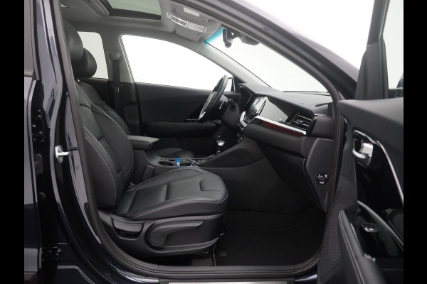 Kia Niro 1.6 GDi Hybrid ExecutiveLine - Navigatie - Adaptief Cruise Control - Leder - Stoel Verwarming/Verkoeling - Climate Control - fabrieksgarantie Tot 2029