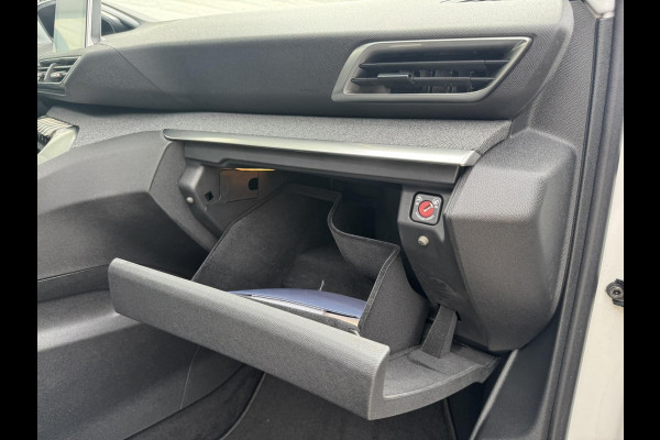 Peugeot 3008 1.2 PureTech GT Line Panorama 360 Camera Cruise DAB Navigatie Carplay