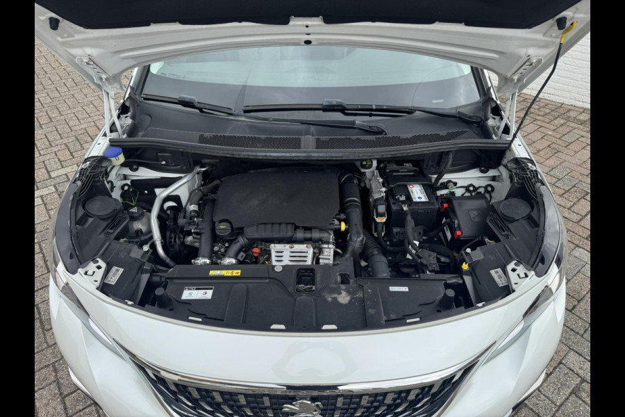 Peugeot 3008 1.2 PureTech GT Line Panorama 360 Camera Cruise DAB Navigatie Carplay