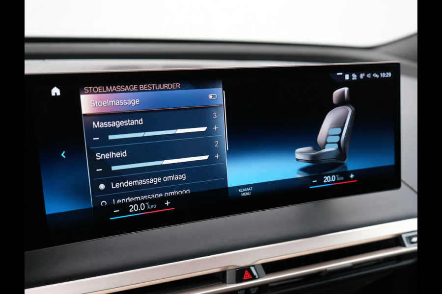 BMW iX xDrive40 High Executive 77 kWh INCL BTW | Trekhaak af Fabriek | Panodak | Lederen Comfortzetels Massage & Memory | 360 Camera | Head Up | Widescreen | 22"L.M | Harman Kardon |