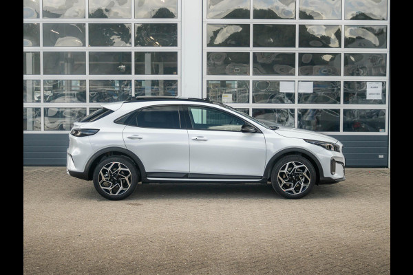 Kia Xceed 1.5 T-GDi GT-PlusLine | Automaat | Pano dak | 18" velgen | Clima | Cruise | GT interieur