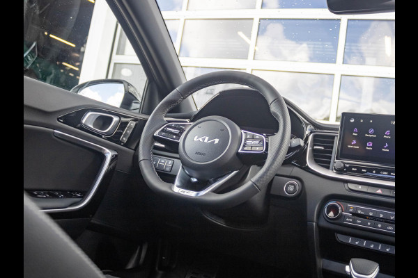 Kia Xceed 1.5 T-GDi GT-PlusLine | Automaat | Pano dak | 18" velgen | Clima | Cruise | GT interieur