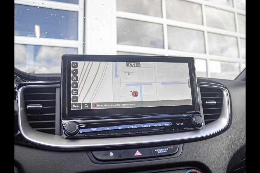 Kia Xceed 1.5 T-GDi GT-PlusLine | Automaat | Pano dak | 18" velgen | Clima | Cruise | GT interieur