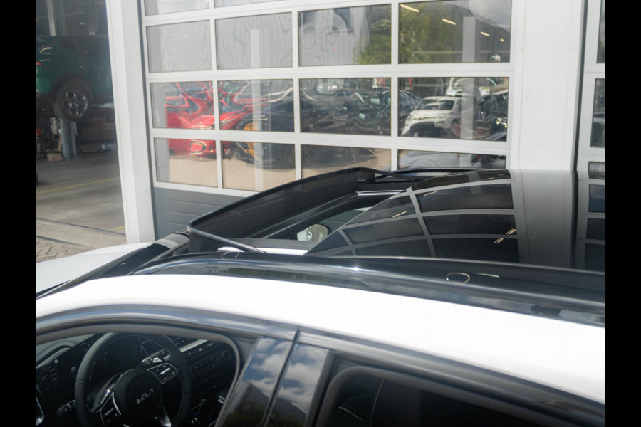 Kia Xceed 1.5 T-GDi GT-PlusLine | Automaat | Pano dak | 18" velgen | Clima | Cruise | GT interieur