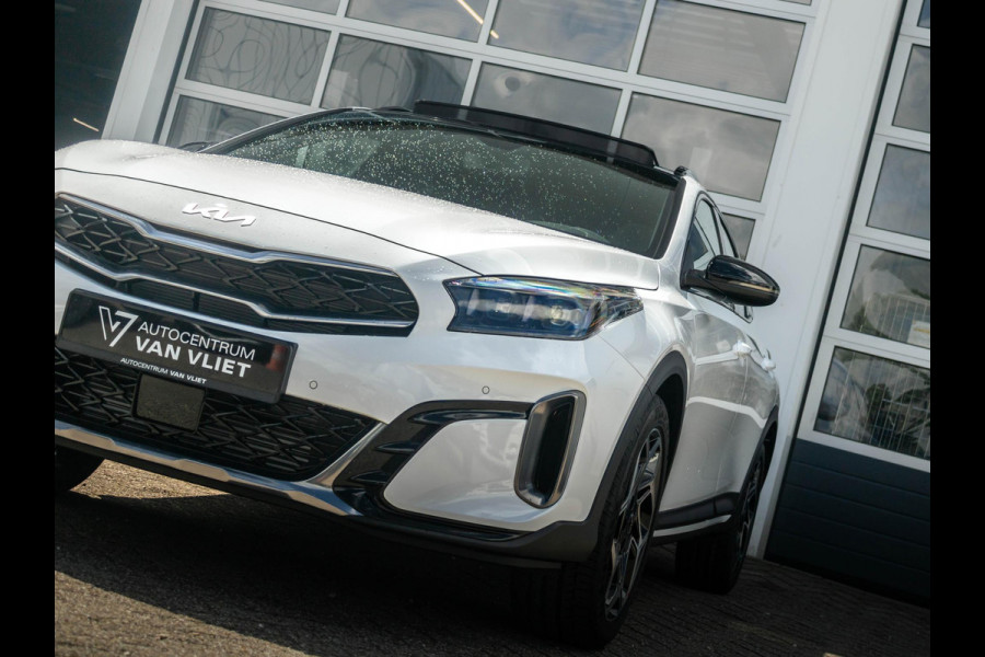 Kia Xceed 1.5 T-GDi GT-PlusLine | Automaat | Pano dak | 18" velgen | Clima | Cruise | GT interieur