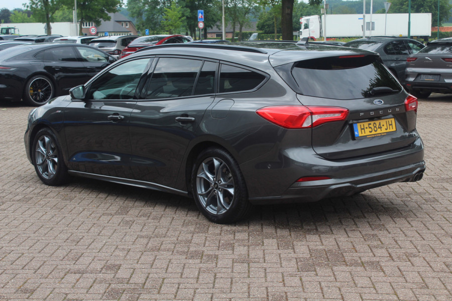 Ford FOCUS Wagon 1.5 EcoBoost ST Line Business / Camera / Navigatie / Keyless / B&O / 17'' / Stuurverwarming / DAB / Dodehoek / Cruise Control