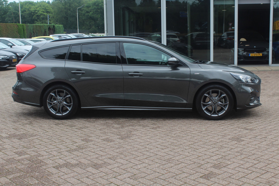 Ford FOCUS Wagon 1.5 EcoBoost ST Line Business / Camera / Navigatie / Keyless / B&O / 17'' / Stuurverwarming / DAB / Dodehoek / Cruise Control