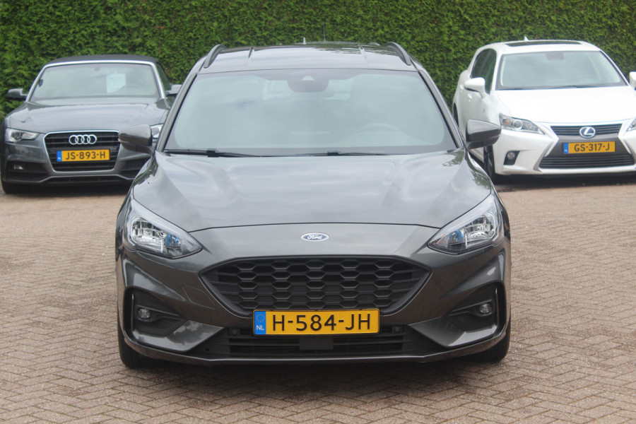 Ford FOCUS Wagon 1.5 EcoBoost ST Line Business / Camera / Navigatie / Keyless / B&O / 17'' / Stuurverwarming / DAB / Dodehoek / Cruise Control