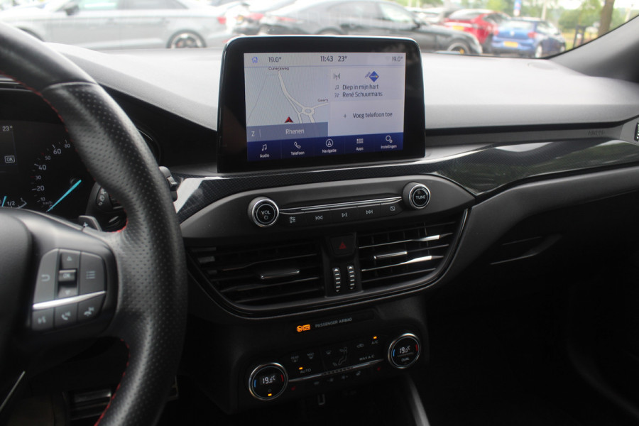 Ford FOCUS Wagon 1.5 EcoBoost ST Line Business / Camera / Navigatie / Keyless / B&O / 17'' / Stuurverwarming / DAB / Dodehoek / Cruise Control