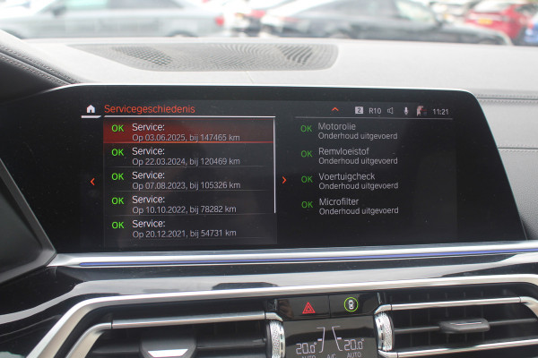 BMW X5 xDrive30d High Exe. 7p. M Sport / Trekhaak / Panoramadak / Camera / Head-up / Softclose / 20'' / Harman Kardon / Luchtvering / Laser LED / Keyless / Leder / Apple CarPlay / Stuurverwarming / DAB / ACC / Zonnescherm zijruite