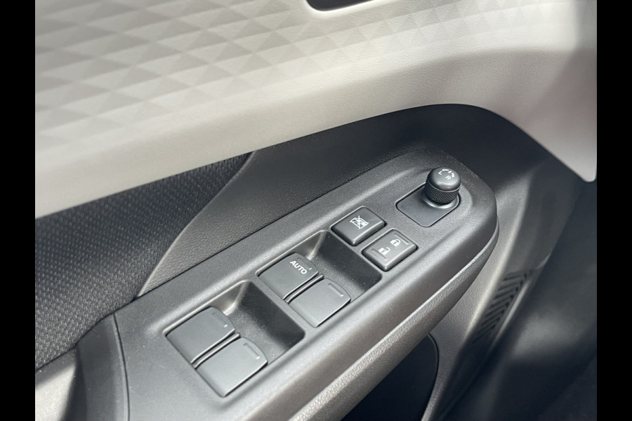Suzuki Swift 1.2 Select Smart Hybrid | Navi | Camera | ACC | LED | Keyless | CarPlay