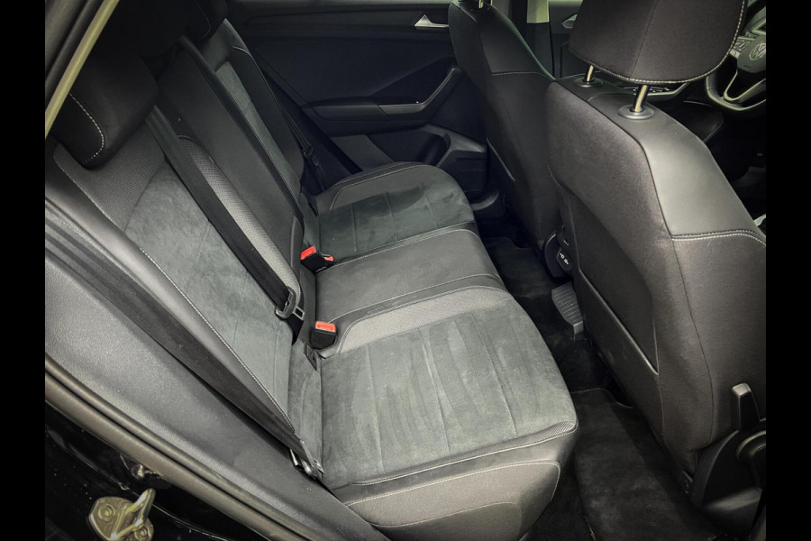 Volkswagen T-Roc 1.5 TSI Life Carplay | IQ-Drive | Virtual