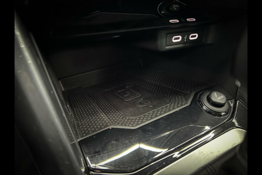 Volkswagen T-Roc 1.5 TSI Life Carplay | IQ-Drive | Virtual