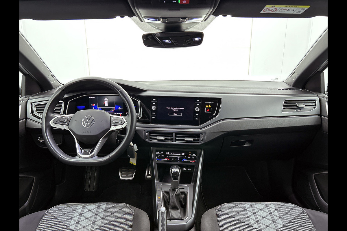 Volkswagen Taigo 1.5 TSI R-Line | CARPLAY! | Add cruise | Lane ass | AchterCAM | Goed onderH Volkswagen Taigo 1.5 TSI R-Line | CARPLAY! | Add cruise | Lane ass | AchterCAM | Goed onderH