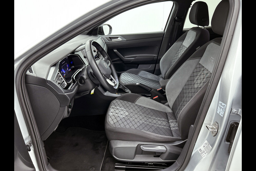 Volkswagen Taigo 1.5 TSI R-Line | CARPLAY! | Add cruise | Lane ass | AchterCAM | Goed onderH