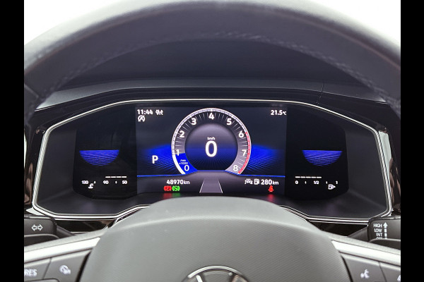 Volkswagen Taigo 1.5 TSI R-Line | CARPLAY! | Add cruise | Lane ass | AchterCAM | Goed onderH