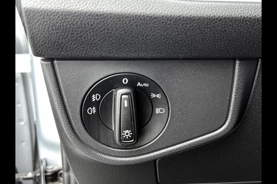 Volkswagen Taigo 1.5 TSI R-Line | CARPLAY! | Add cruise | Lane ass | AchterCAM | Goed onderH