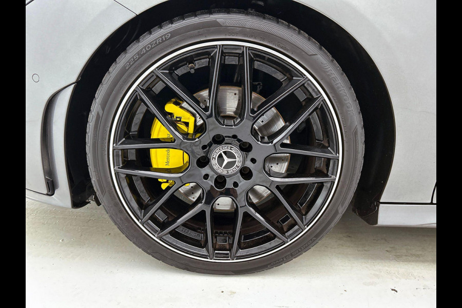 Mercedes-Benz CLA-Klasse Shooting Brake 200 Solution AMG FULL OPTION!!