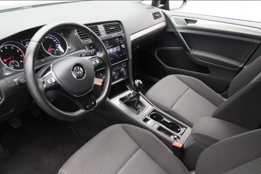 Volkswagen Golf 1.0 TSI Highline Apple/Carplay Climate/control