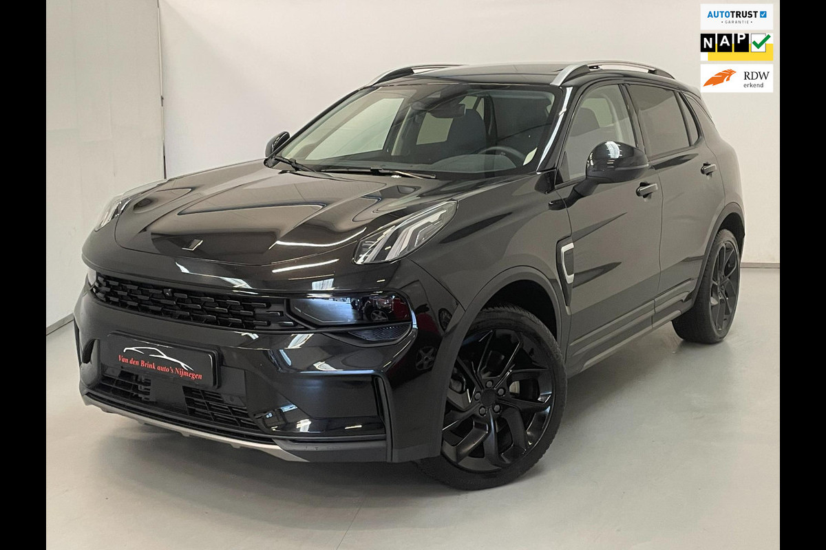 Lynk & Co 01 1.5 Black / Night Edition / 360 Cam / Incl. BTW Lynk & Co 01 1.5 Black / Night Edition / 360 Cam / Incl. BTW
