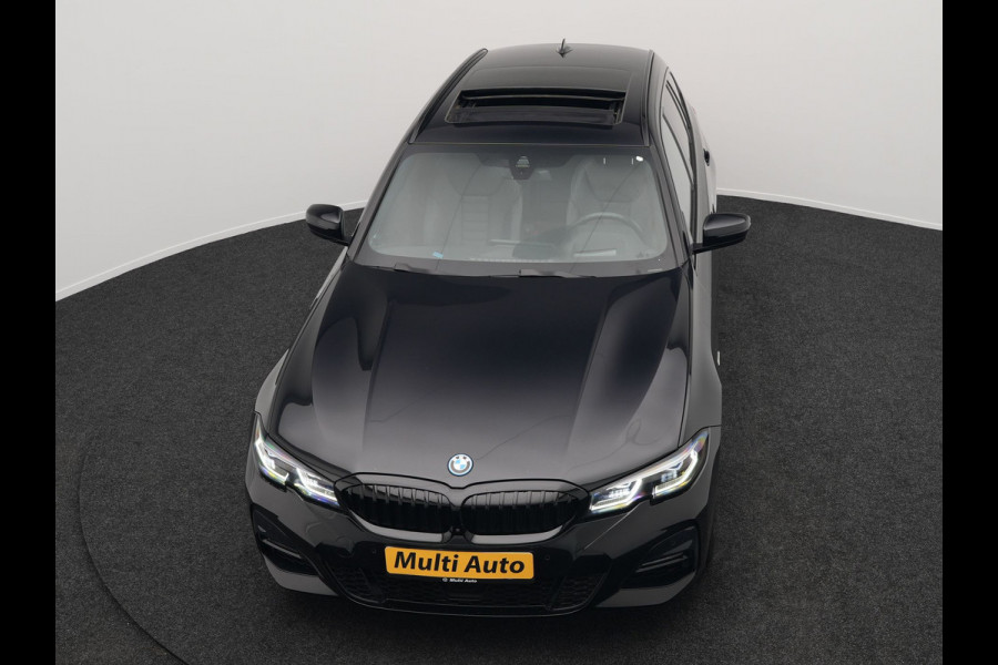 BMW 3 Serie Touring 330e xDrive M Sport Plug In Hybrid 293pk Dealer O.H PHEV | Panodak | Trekhaak af Fabriek | Adaptive Cruise | Laser LED | Adaptive Onderstel |  Head Up | 360 Camera | Keyless |