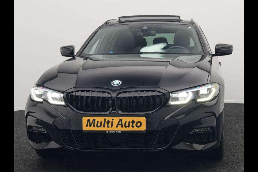 BMW 3 Serie Touring 330e xDrive M Sport Plug In Hybrid 293pk Dealer O.H PHEV | Panodak | Trekhaak af Fabriek | Adaptive Cruise | Laser LED | Adaptive Onderstel |  Head Up | 360 Camera | Keyless |
