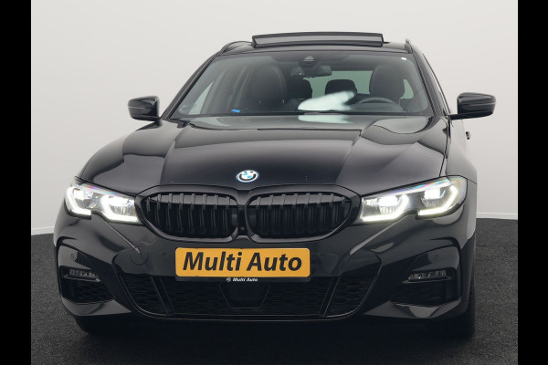 BMW 3 Serie Touring 330e xDrive M Sport Plug In Hybrid 293pk Dealer O.H PHEV | Panodak | Trekhaak af Fabriek | Adaptive Cruise | Laser LED | Adaptive Onderstel |  Head Up | 360 Camera | Keyless |