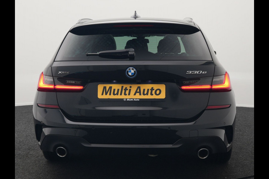 BMW 3 Serie Touring 330e xDrive M Sport Plug In Hybrid 293pk Dealer O.H PHEV | Panodak | Trekhaak af Fabriek | Adaptive Cruise | Laser LED | Adaptive Onderstel |  Head Up | 360 Camera | Keyless |