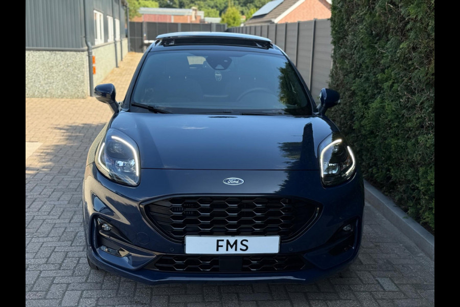 Ford Puma 1.0 EcoBoost Hybrid ST-Line Panorama Camera