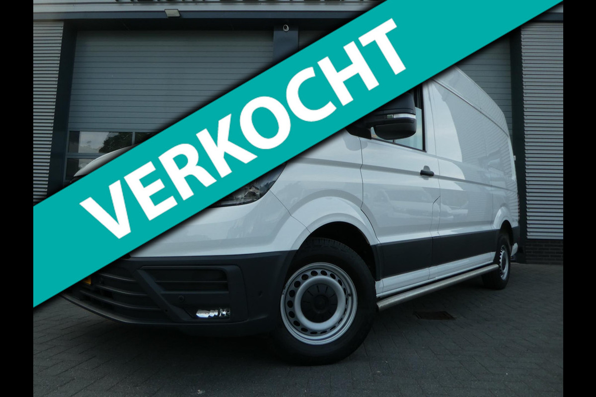 Volkswagen Crafter 35 2.0 TDI 180 pk L3H3 ( L2H2) airco, apple carplay ,camera ,trekhaak Volkswagen Crafter 35 2.0 TDI 180 pk L3H3 ( L2H2) airco, apple carplay ,camera ,trekhaak