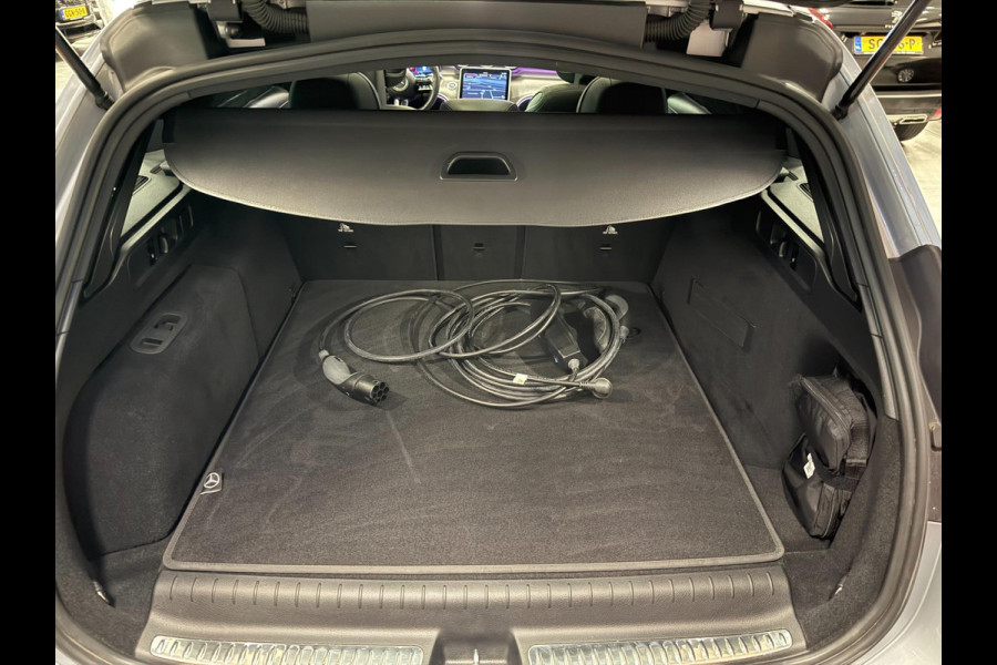 Mercedes-Benz C-Klasse Estate 300 e AMG Line PANO/BURMESTER/LEDER/DAB/CAM/STOEL-M/STOEL-VENTILATIE////