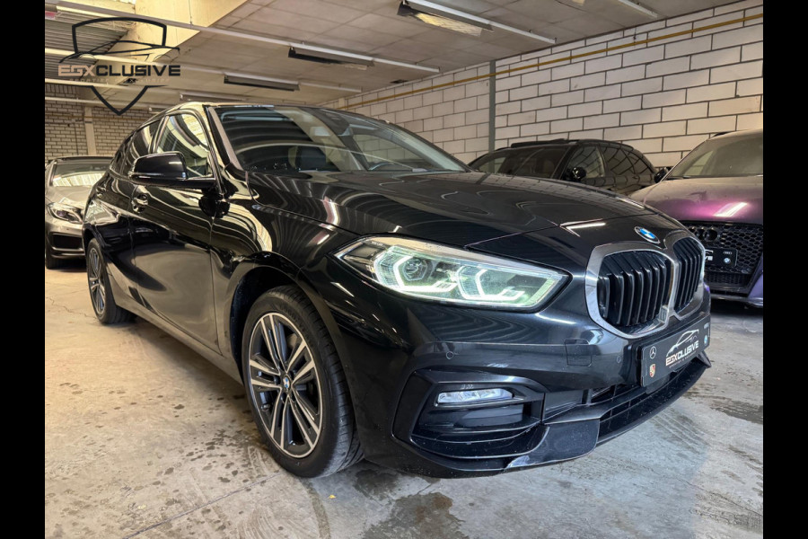 BMW 1-serie 118i High Executive ACC | LED | STOELVERWARMING | NAVI