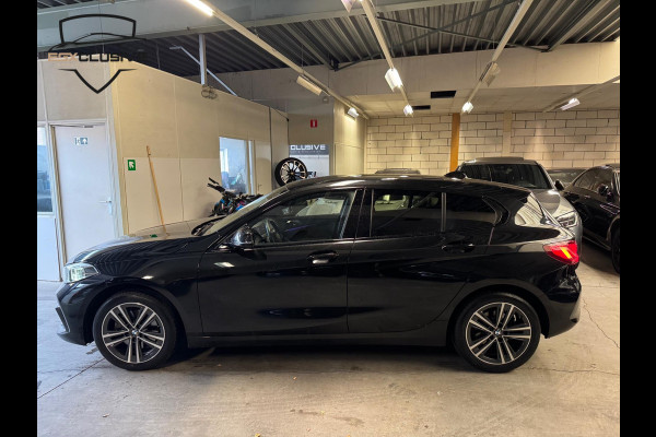 BMW 1-serie 118i High Executive ACC | LED | STOELVERWARMING | NAVI
