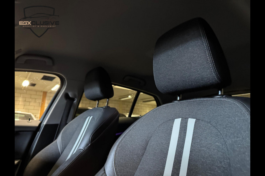 BMW 1-serie 118i High Executive ACC | LED | STOELVERWARMING | NAVI