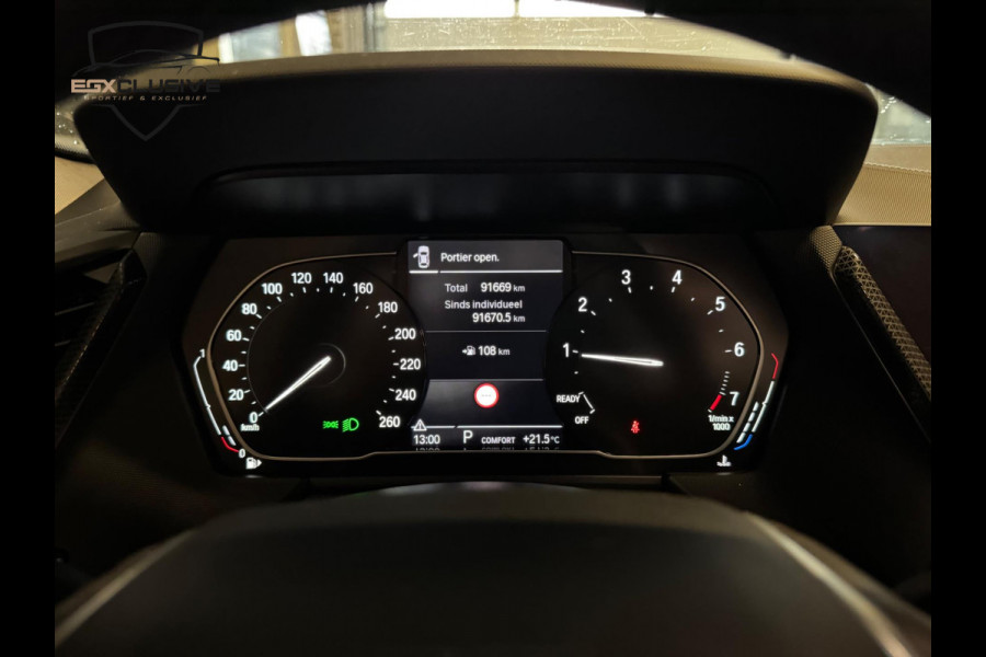 BMW 1-serie 118i High Executive ACC | LED | STOELVERWARMING | NAVI