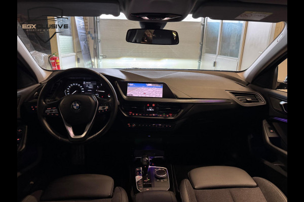 BMW 1-serie 118i High Executive ACC | LED | STOELVERWARMING | NAVI