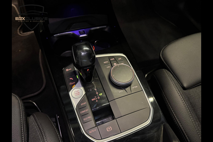 BMW 1-serie 118i High Executive ACC | LED | STOELVERWARMING | NAVI