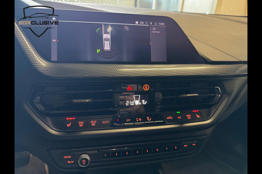 BMW 1-serie 118i High Executive ACC | LED | STOELVERWARMING | NAVI