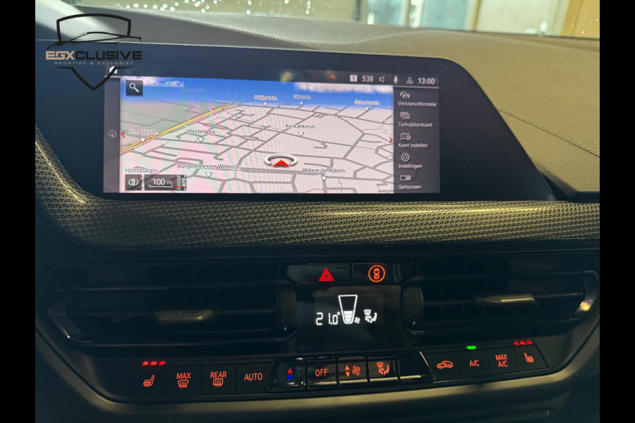 BMW 1-serie 118i High Executive ACC | LED | STOELVERWARMING | NAVI